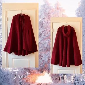 ~woven hooded winter cloak~
